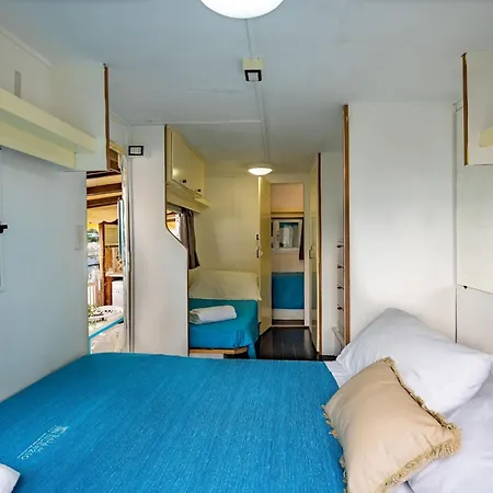 Σπίτι διακοπών Caravan In Caprioli Di With Com Pool Pisciotta
