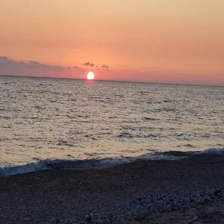 Σπίτι διακοπών Caravan In Caprioli Di With Com Pool Pisciotta